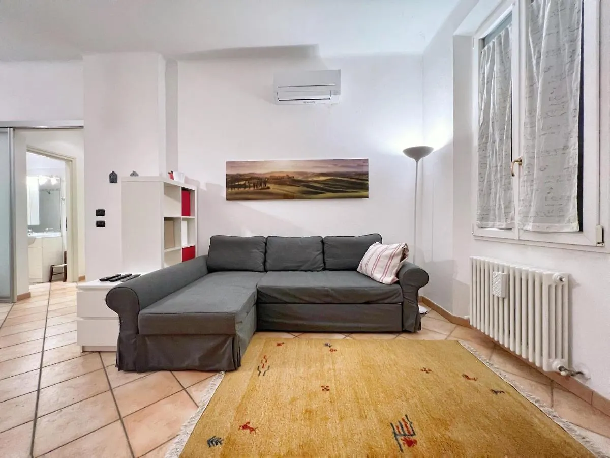 Ur Nest Mascarella Apartment Bologna 0*,  Italy